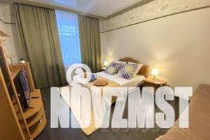 1-к квартира, посуточно, 42м2, 1/6 этаж