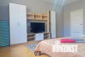 1-к квартира, посуточно, 60м2, 4/9 этаж