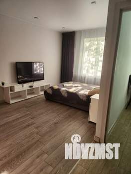 1-к квартира, посуточно, 32м2, 2/5 этаж