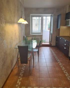 1-к квартира, на длительный срок, 48м2, 1/10 этаж