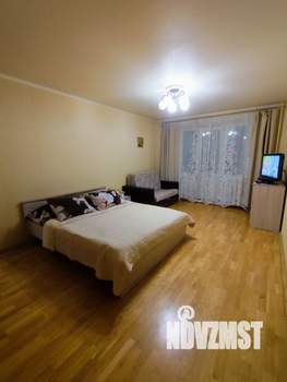 1-к квартира, посуточно, 42м2, 6/10 этаж