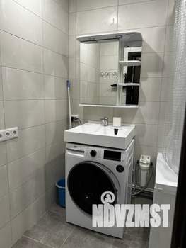 1-к квартира, посуточно, 37м2, 1/9 этаж