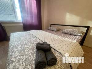 1-к квартира, посуточно, 38м2, 4/10 этаж