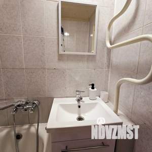 2-к квартира, посуточно, 43м2, 2/10 этаж