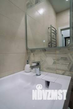 Студия квартира, посуточно, 16м2, 1/10 этаж