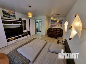 1-к квартира, посуточно, 40м2, 6/9 этаж