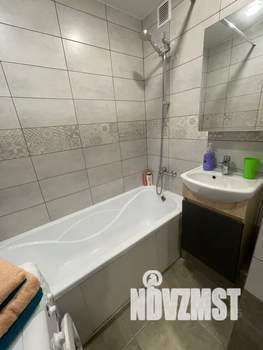 1-к квартира, посуточно, 42м2, 4/5 этаж