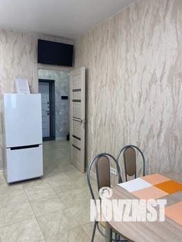 1-к квартира, посуточно, 42м2, 12/12 этаж