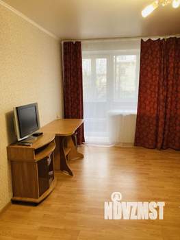 1-к квартира, посуточно, 40м2, 2/9 этаж