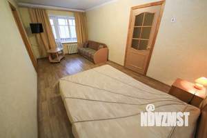 1-к квартира, посуточно, 43м2, 5/5 этаж