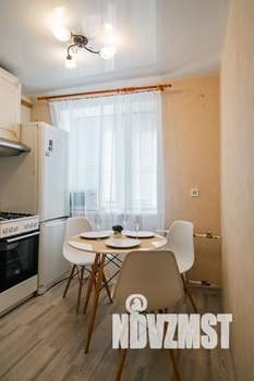 2-к квартира, посуточно, 47м2, 1/5 этаж
