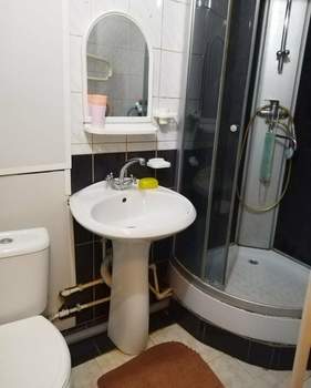 3-к квартира, на длительный срок, 62м2, 1/5 этаж