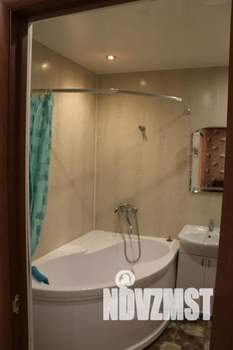 1-к квартира, посуточно, 45м2, 3/10 этаж