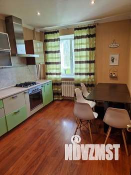 2-к квартира, посуточно, 54м2, 4/10 этаж