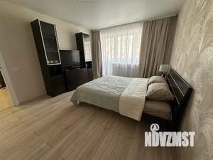 1-к квартира, посуточно, 36м2, 3/6 этаж