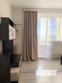 Студия квартира, посуточно, 35м2, 12/16 этаж