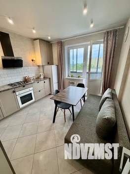 1-к квартира, посуточно, 45м2, 7/9 этаж