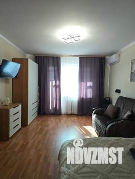 1-к квартира, посуточно, 35м2, 4/5 этаж