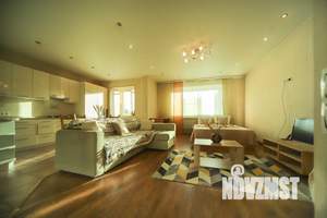 Студия квартира, посуточно, 50м2, 1/9 этаж