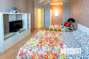 1-к квартира, посуточно, 45м2, 10/10 этаж