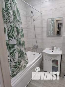 1-к квартира, посуточно, 40м2, 5/17 этаж