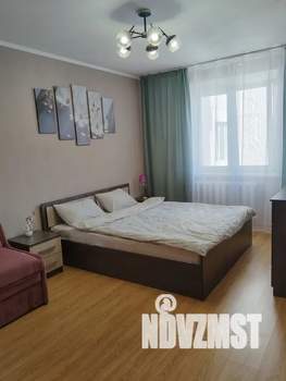 1-к квартира, посуточно, 38м2, 6/9 этаж