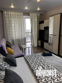 1-к квартира, посуточно, 43м2, 10/10 этаж