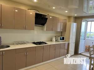 3-к квартира, посуточно, 80м2, 8/12 этаж