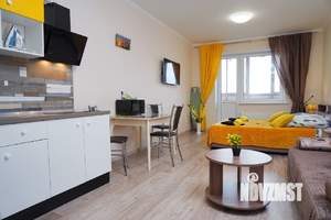 Студия квартира, посуточно, 36м2, 17/17 этаж