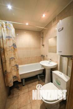 1-к квартира, посуточно, 44м2, 1/1 этаж