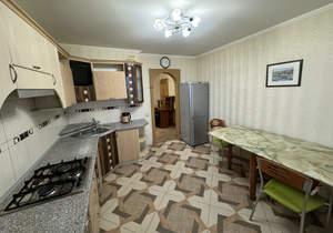 2-к квартира, на длительный срок, 80м2, 10/10 этаж