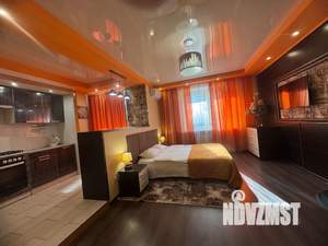 Студия квартира, посуточно, 41м2, 3/10 этаж