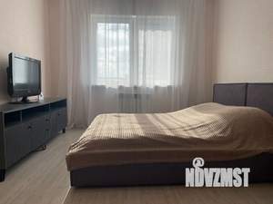 1-к квартира, посуточно, 37м2, 2/15 этаж