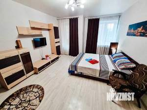 1-к квартира, посуточно, 40м2, 1/1 этаж