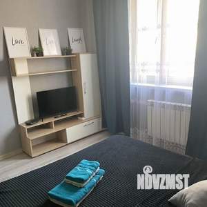 1-к квартира, посуточно, 37м2, 1/1 этаж