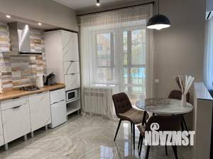 Студия квартира, посуточно, 44м2, 2/4 этаж