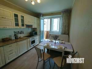 2-к квартира, посуточно, 60м2, 1/1 этаж