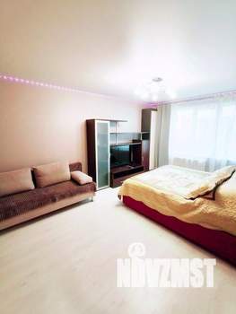 1-к квартира, посуточно, 36м2, 1/1 этаж