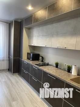 1-к квартира, посуточно, 40м2, 6/15 этаж