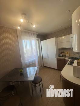 1-к квартира, посуточно, 72м2, 8/12 этаж