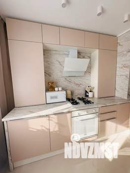 1-к квартира, посуточно, 41м2, 9/10 этаж