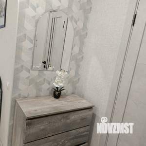 Студия квартира, посуточно, 27м2, 10/16 этаж