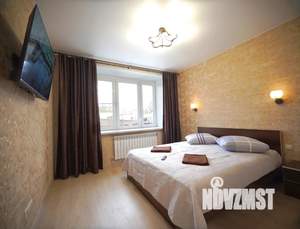 2-к квартира, посуточно, 80м2, 1/10 этаж
