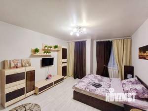 1-к квартира, посуточно, 40м2, 3/9 этаж