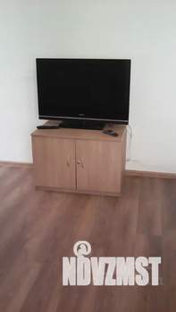 Студия квартира, посуточно, 44м2, 8/10 этаж