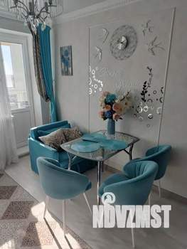 1-к квартира, посуточно, 38м2, 1/1 этаж