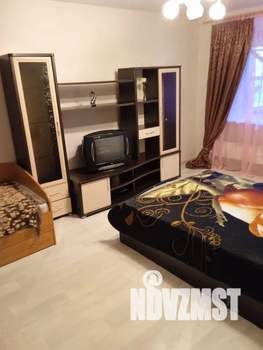 1-к квартира, посуточно, 35м2, 1/9 этаж