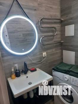 1-к квартира, посуточно, 44м2, 7/18 этаж