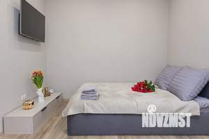 1-к квартира, посуточно, 38м2, 4/22 этаж