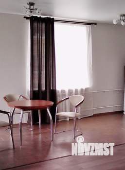 1-к квартира, посуточно, 44м2, 8/10 этаж